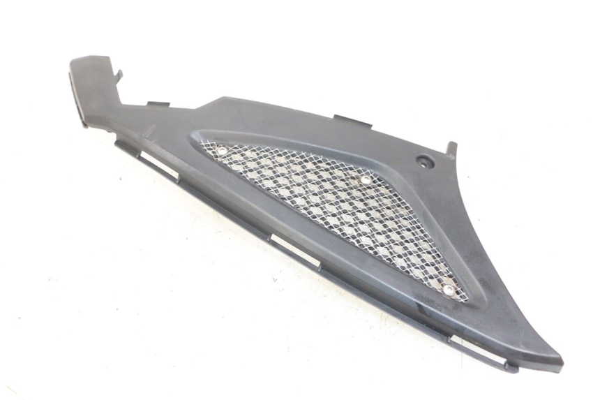 photo de COPERCHIO SOTTO SELLA DESTRO KYMCO AGILITY RS 4T 50 (2009 - 2013)