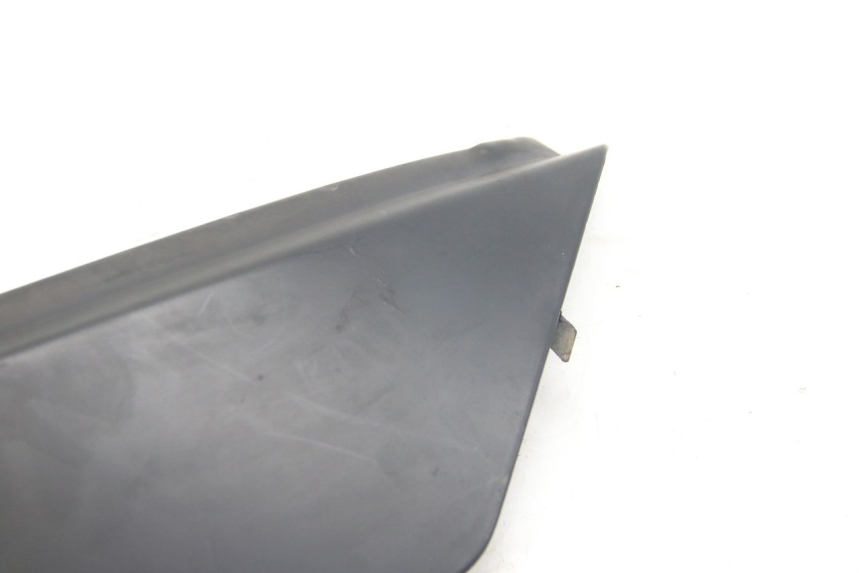 photo de COPERCHIO SOTTO SELLA DESTRO APRILIA ATLANTIC 500 (2002 - 2003)