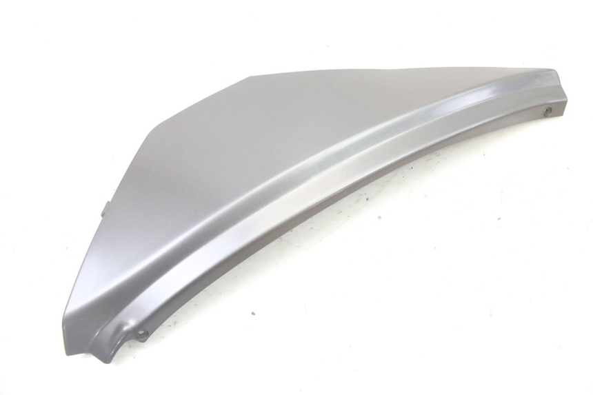 photo de COPERCHIO SOTTO SELLA DESTRO APRILIA ATLANTIC 125 (2003 - 2009)