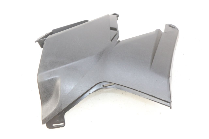 photo de COPERCHIO SOTTO SELLA DESTRO APRILIA SXR 50 (2021 - 2023)