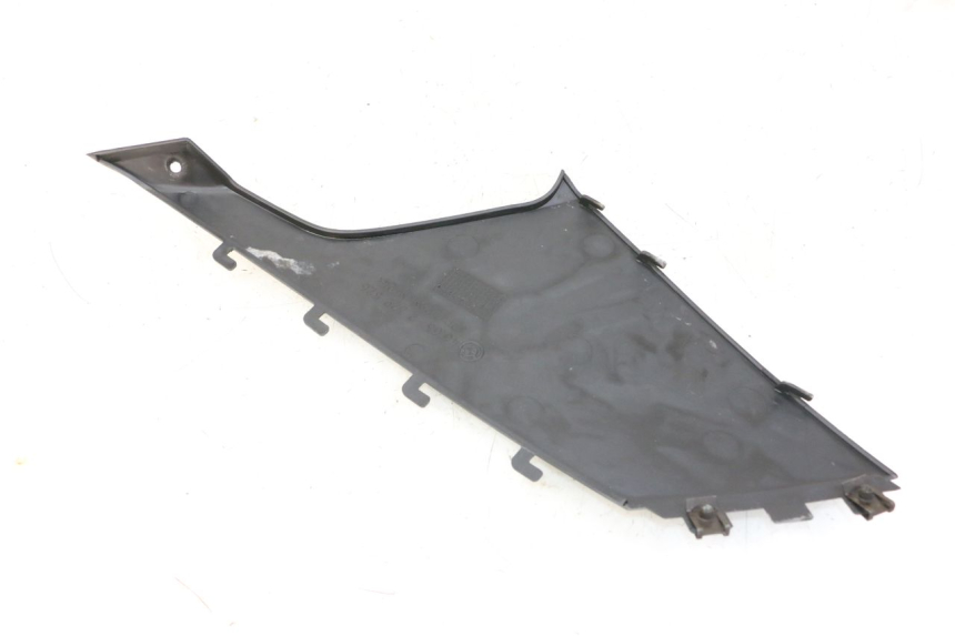 photo de COPERCHIO SOTTO SELLA DESTRO BMW C1 125 (2000 - 2003)