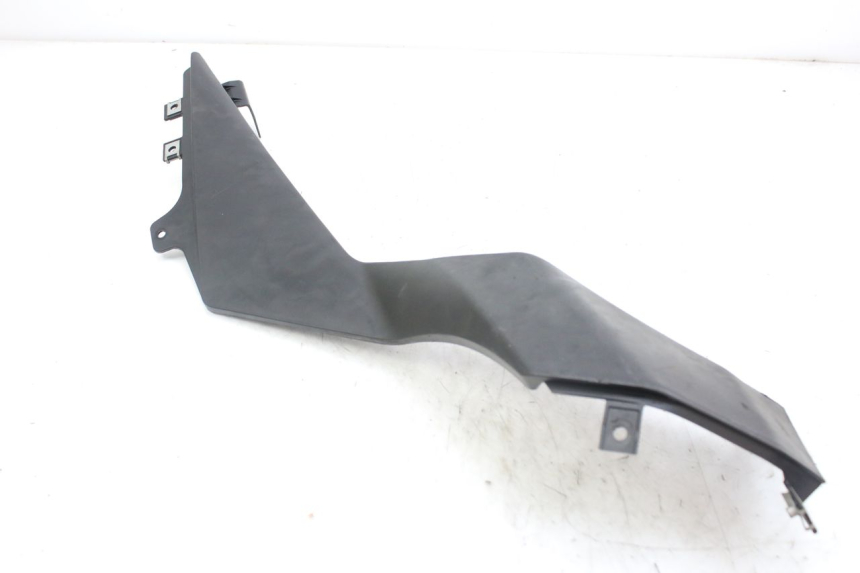 photo de COPERCHIO SOTTO SELLA DESTRO DERBI GPR 50 (2004 - 2009)