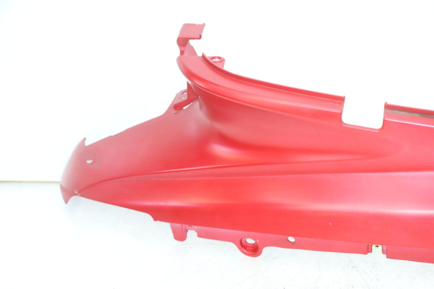 photo de CARENA SOTTO SELLA DESTRA PEUGEOT DJANGO 4T 50 (2014 - 2019) - Primo piano ad alta risoluzione