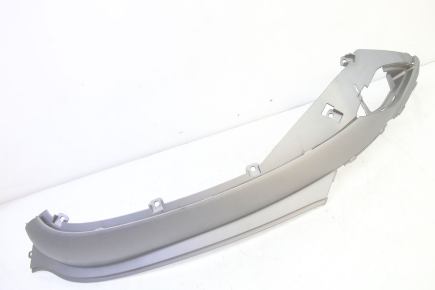 photo de COPERCHIO SOTTO SELLA DESTRO SYM FIDDLE 3 III 125 (2014 - 2020) - Altra angolazione