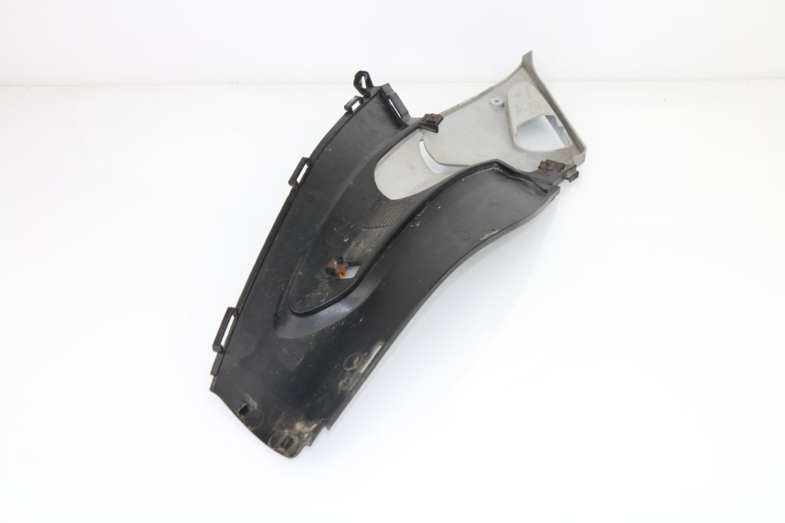 photo de COPERCHIO SOTTO SELLA DESTRO GILERA RUNNER 50 (1999 - 2005)