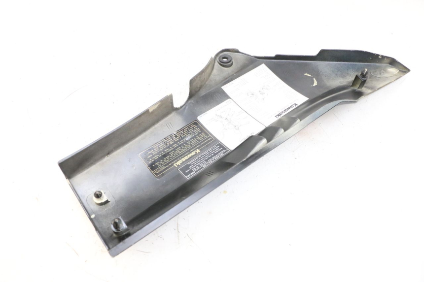 photo de CARENA SOTTO SELLA DESTRA KAWASAKI GPZ RX 1000 (1986 - 1988) - Altra angolazione