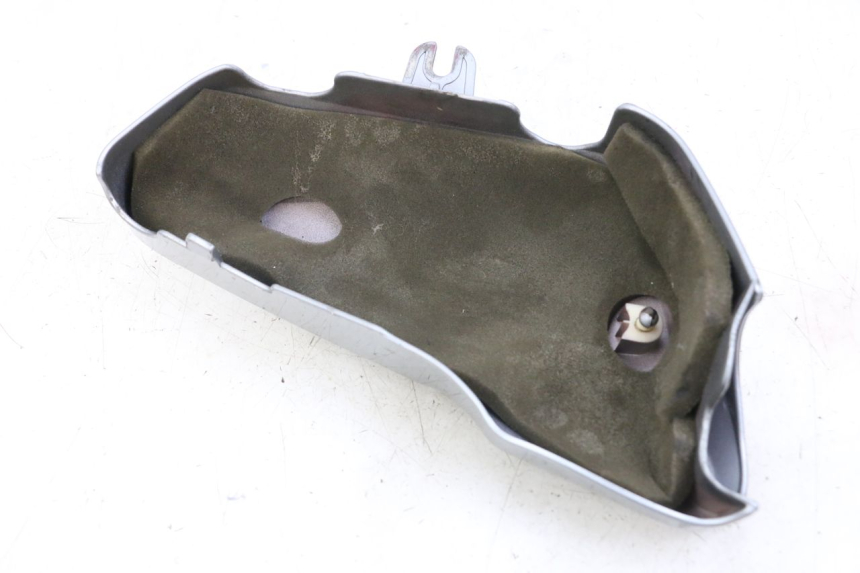 photo de COPERCHIO SOTTO SELLA DESTRO HYOSUNG GV AQUILA 125 (2000 - 2004)