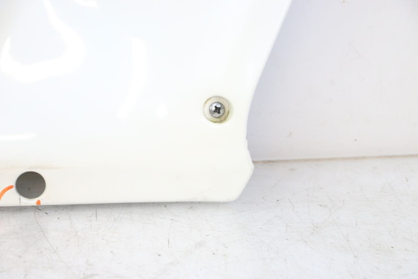 photo de CARENA SOTTO SELLA DESTRA HONDA CBR F 1000 (1993 - 1996) - Altra vista dell'articolo