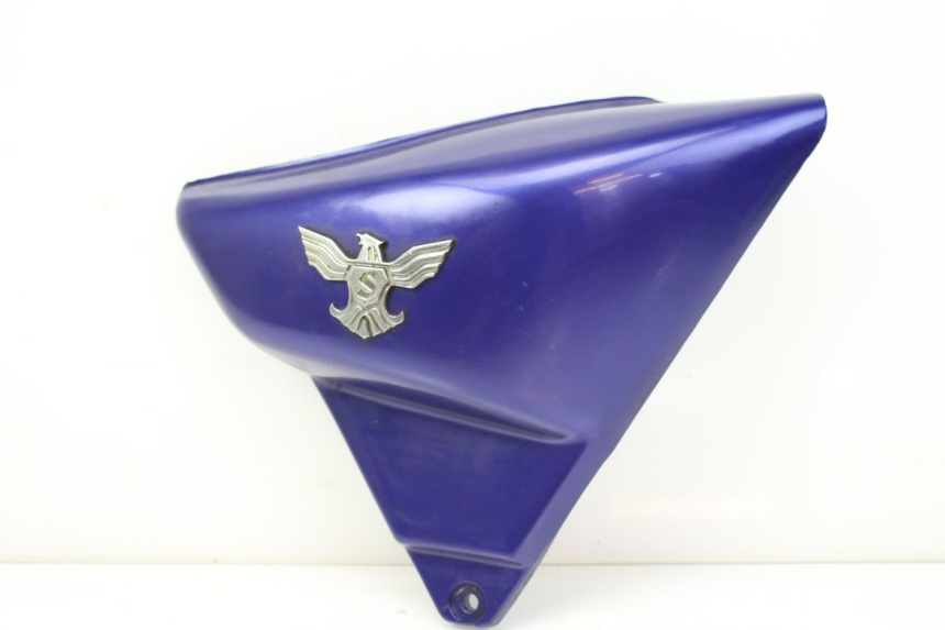 photo de COPERCHIO SOTTO SELLA DESTRO SYM HUSKY 125 (1999 - 2005)