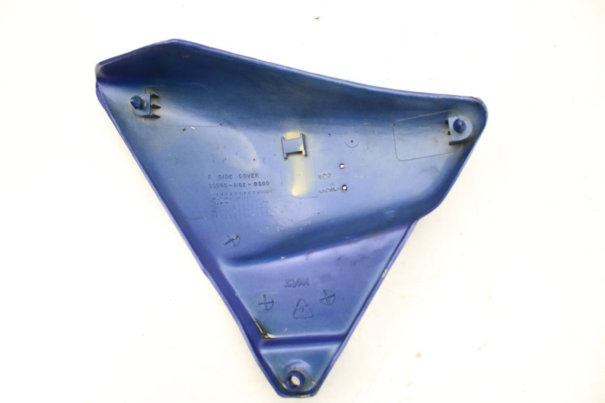 photo de COPERCHIO SOTTO SELLA DESTRO SYM HUSKY 125 (1999 - 2005)