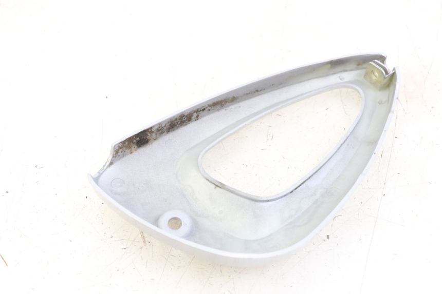 photo de COPERCHIO SOTTO SELLA DESTRO HYOSUNG XRX 125 (2000 - 2008)