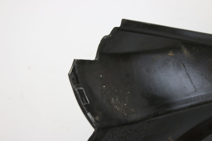 photo de COPERCHIO SOTTO SELLA DESTRO KEEWAY OUTLOOK 125 (2007 - 2013)