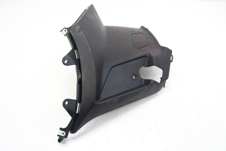 photo de CARENA SOTTO SELLA DESTRA PEUGEOT KISBEE 2T 50 (2018 - 2022)