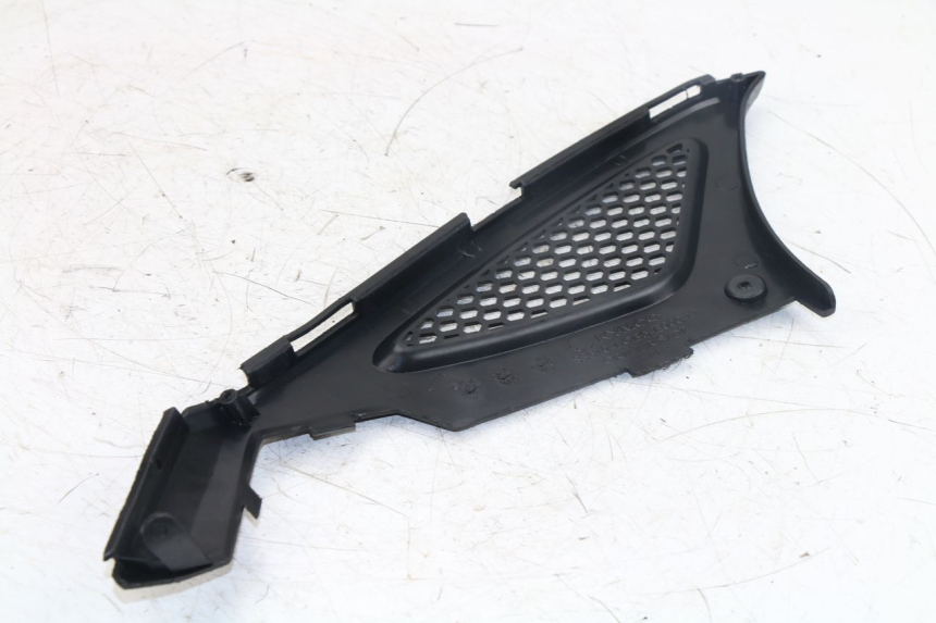 photo de COPERCHIO SOTTO SELLA DESTRO KYMCO AGILITY RS 4T 50 (2009 - 2013)