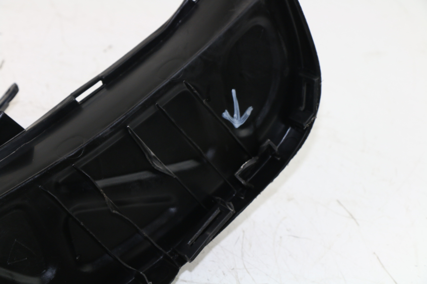 photo de COPERCHIO SOTTO SELLA DESTRO KYMCO GRAND DINK 125 (2002 - 2007)