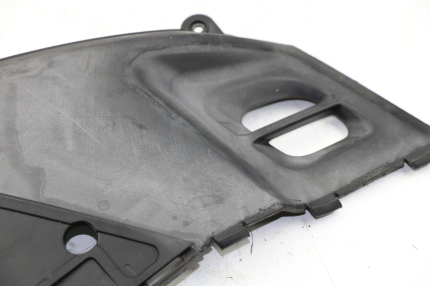 photo de COPERCHIO SOTTO SELLA DESTRO KYMCO PEOPLE S 125 (2000 - 2008)