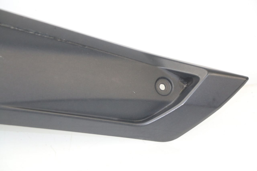 photo de COPERCHIO SOTTO SELLA DESTRO MBK EVOLIS 125 (2014 - 2018)