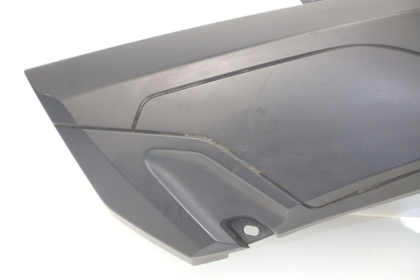photo de COPERCHIO SOTTO SELLA DESTRO MBK EVOLIS 125 (2014 - 2018)