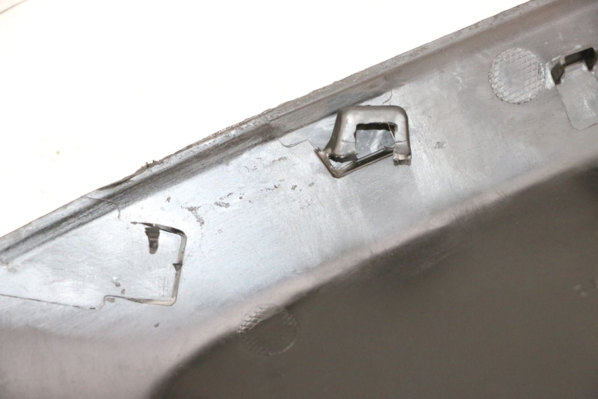 photo de CARENA SOTTO SELLA DESTRA YAMAHA NEO'S CORE 1 (2022 - 2026) - Ricambio usato controllato