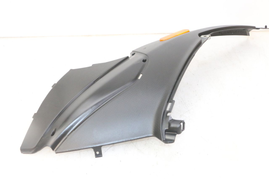 photo de CARENA SOTTO SELLA DESTRA PIAGGIO NRG POWER PUREJET 50 (2018 - 2021)