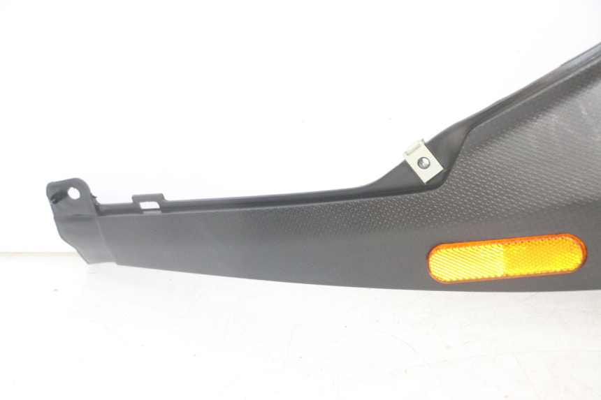 photo de CARENA SOTTO SELLA DESTRA PIAGGIO NRG POWER PUREJET 50 (2018 - 2021)