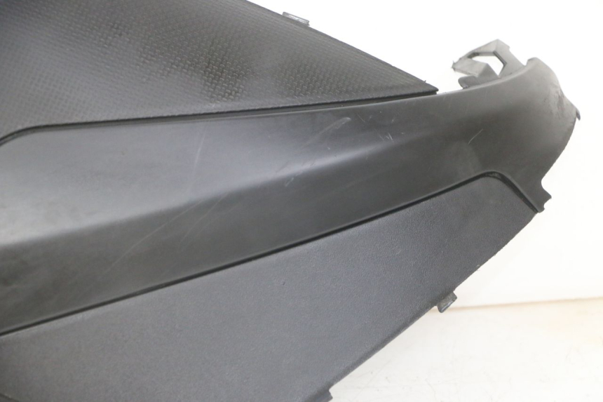 photo de CARENA SOTTO SELLA DESTRA PIAGGIO NRG POWER PUREJET 50 (2018 - 2021)