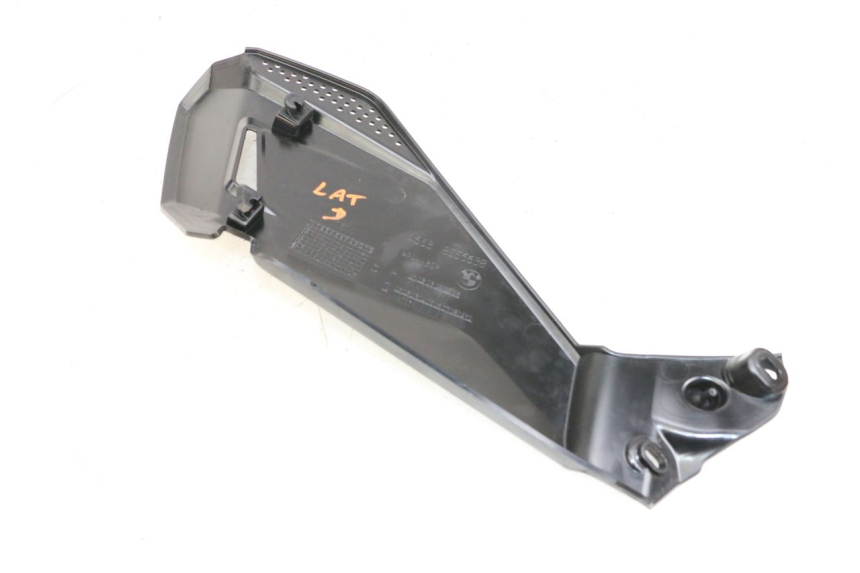 photo de CARENA SOTTO SELLA DESTRA BMW R GS 1250 (2021 - 2024) - Zoom sullo stato d'uso