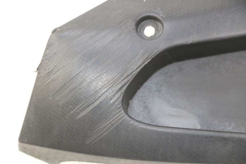 photo de CACHE SOTTO SELLA DESTRO GILERA RUNNER SP 50 (2009 - 2017)