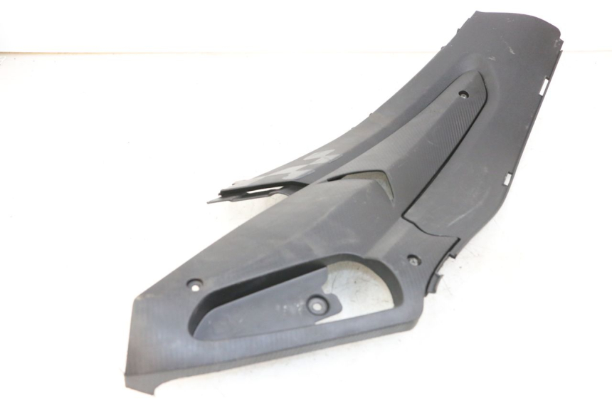 photo de CACHE SOTTO SELLA DESTRO GILERA RUNNER SP 50 (2009 - 2017)