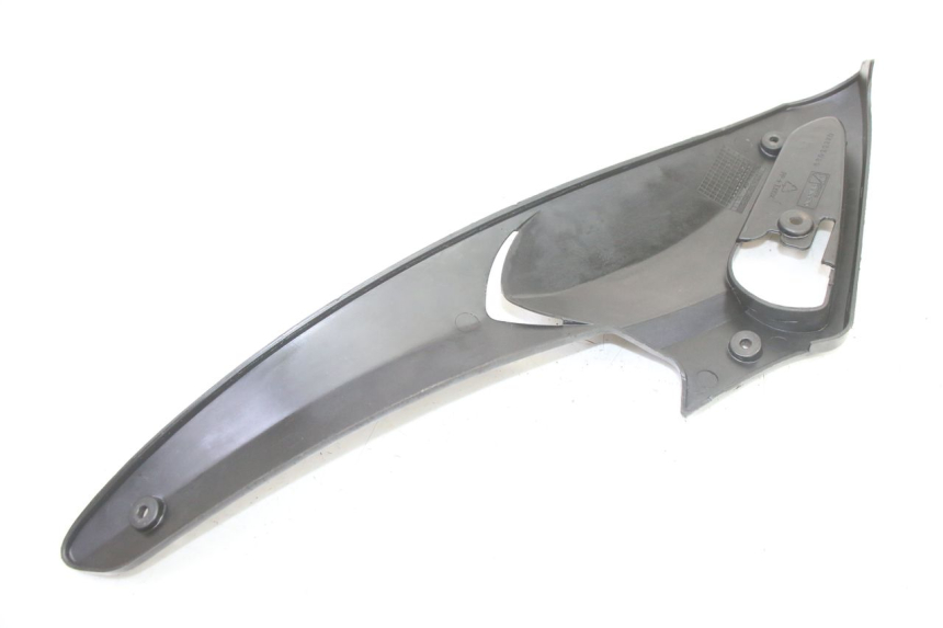 photo de CARENA SOTTO SELLA DESTRA GILERA RUNNER SP 50 (2006 - 2008)