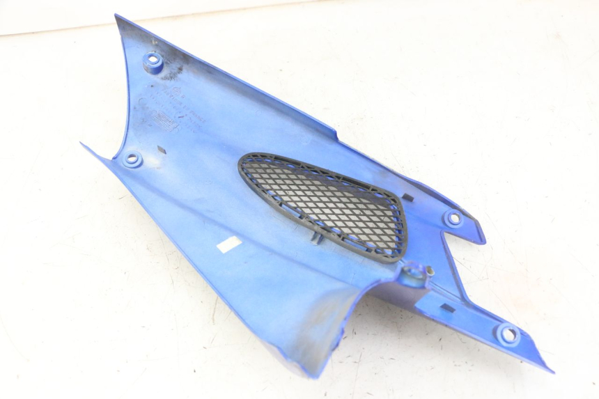 photo de COPERCHIO SOTTO SELLA DESTRO PEUGEOT SPEEDFIGHT 2 LC 50 (2000 - 2009)