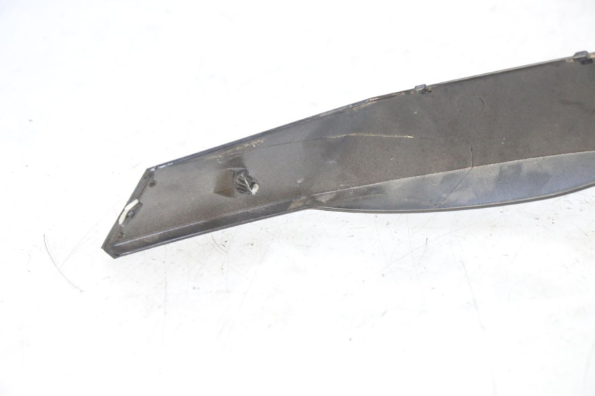 photo de COPERCHIO SOTTO SELLA DESTRO PEUGEOT SPEEDFIGHT 4 4T 50 (2015 - 2019)