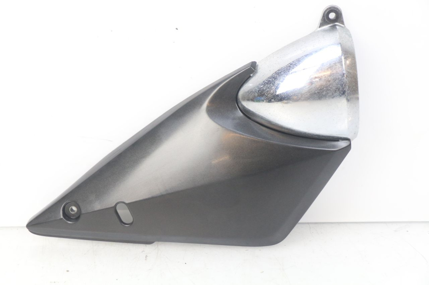 photo de COPERCHIO SOTTO SELLA DESTRO SUZUKI GSF N BANDIT 600 (2000 - 2004)
