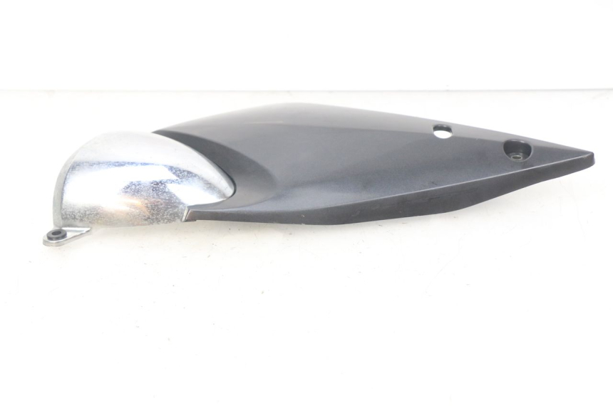 photo de COPERCHIO SOTTO SELLA DESTRO SUZUKI GSF N BANDIT 600 (2000 - 2004)