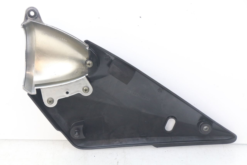 photo de COPERCHIO SOTTO SELLA DESTRO SUZUKI GSF N BANDIT 600 (2000 - 2004)