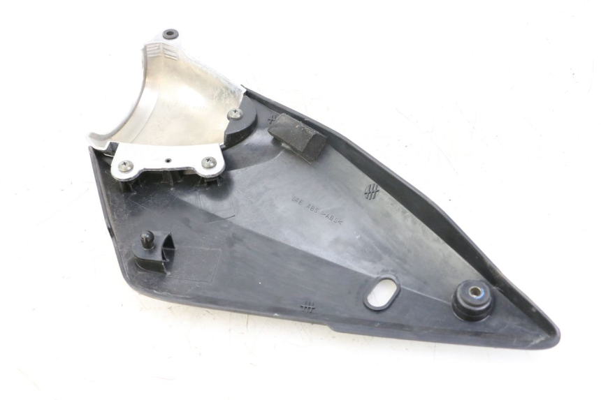 photo de COPERCHIO SOTTO SELLA DESTRO SUZUKI GSF S BANDIT 600 (2000 - 2004)