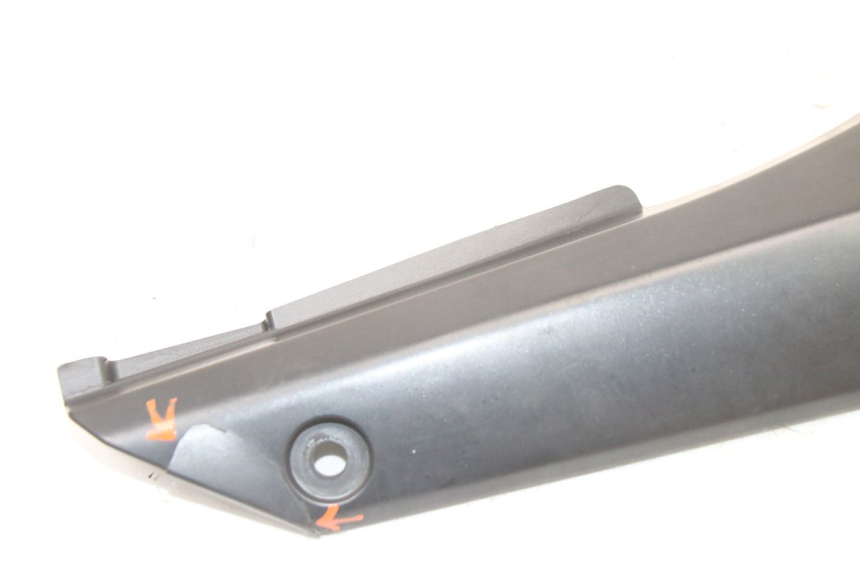 photo de CARENA SOTTO SELLA DESTRA SUZUKI GSX F GSXF 650 (2007 - 2015)