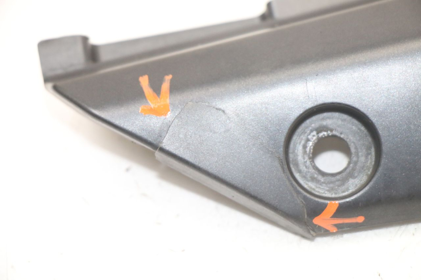 photo de CARENA SOTTO SELLA DESTRA SUZUKI GSX F GSXF 650 (2007 - 2015)