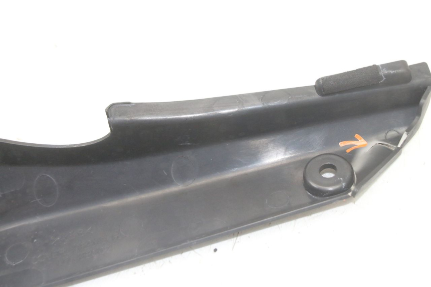 photo de CARENA SOTTO SELLA DESTRA SUZUKI GSX F GSXF 650 (2007 - 2015)