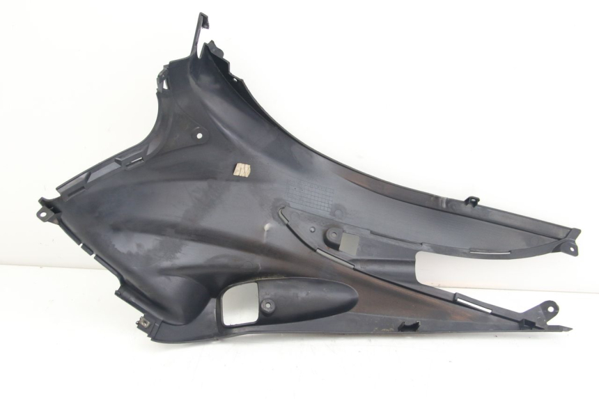photo de CACHE SOTTO SELLA DESTRO SUZUKI SIXTEEN 125 (2008 - 2010)