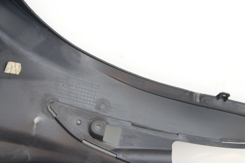 photo de CACHE SOTTO SELLA DESTRO SUZUKI SIXTEEN 125 (2008 - 2010)