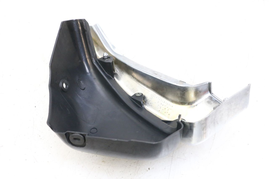 photo de CARENA SOTTO SELLA DESTRA SUZUKI VL INTRUDER 125 (2004 - 2007)