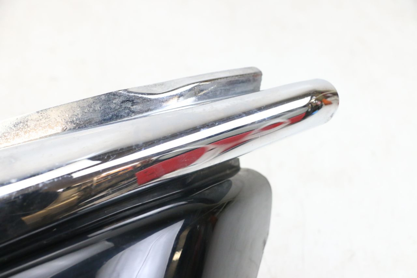 photo de CARENA SOTTO SELLA DESTRA SUZUKI VL INTRUDER 125 (2004 - 2007)