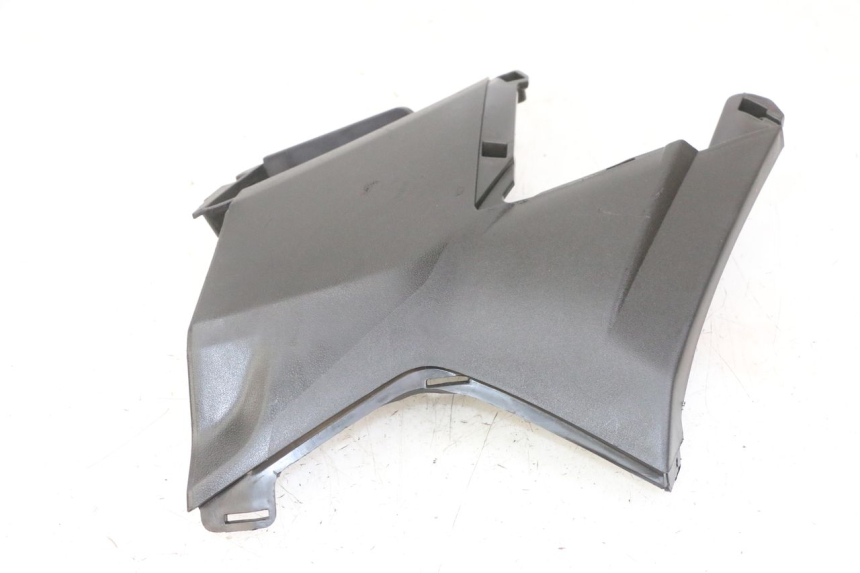 photo de COPERCHIO SOTTO SELLA DESTRO APRILIA SXR 50 (2021 - 2023)