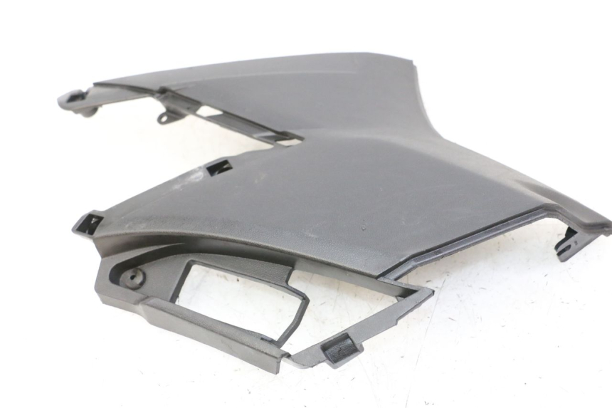 photo de COPERCHIO SOTTO SELLA DESTRO APRILIA SXR 50 (2021 - 2023)