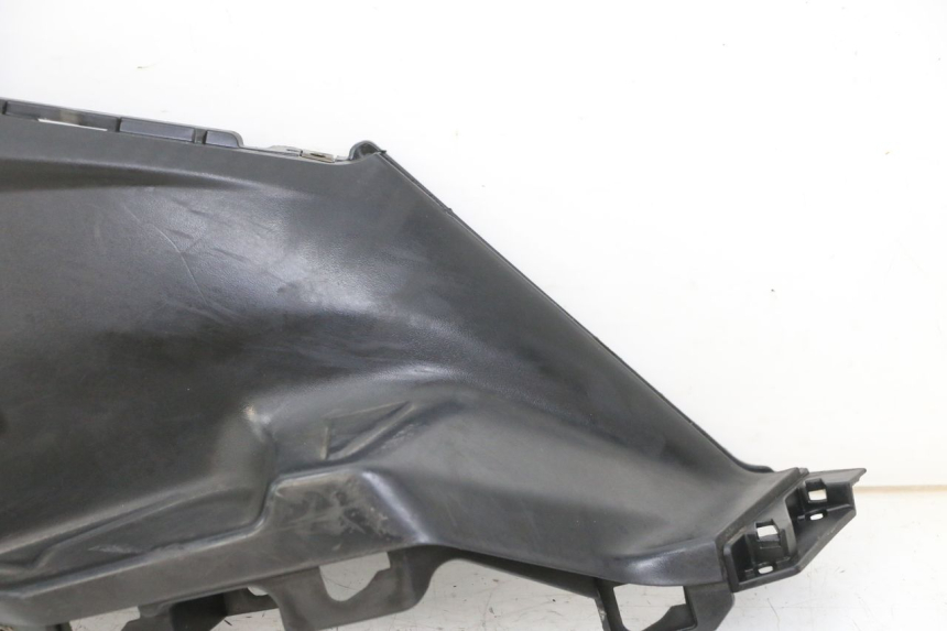 photo de COPERCHIO SOTTO SELLA DESTRO SYM ORBIT III 3 4T 50 (2018 - 2021)