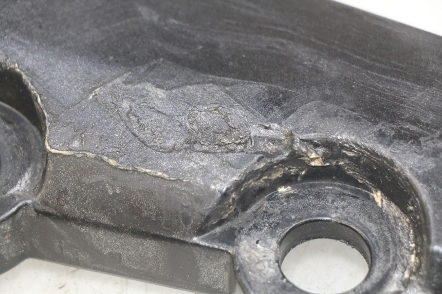 photo de COPERCHIO SOTTO SELLA DESTRO SYM WOLF SB 125 (2011 - 2018)