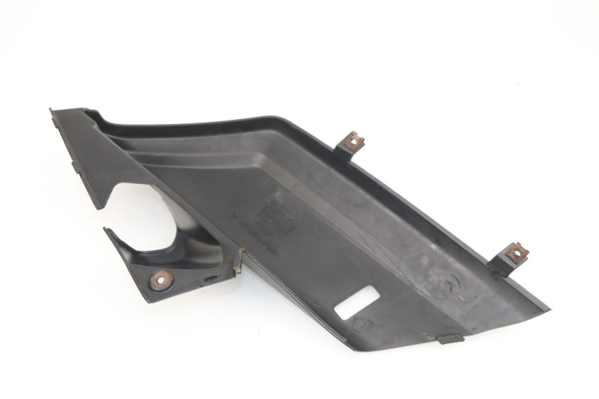 photo de COPERCHIO SOTTO SELLA DESTRO YAMAHA XMAX X-MAX 125 (2006 - 2009)