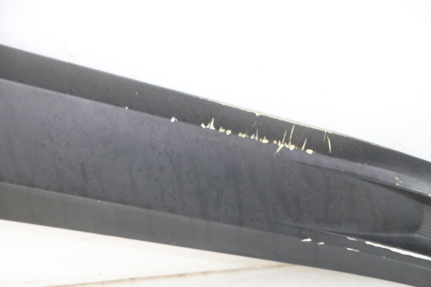 photo de COPERCHIO SOTTO SELLA DESTRO YAMAHA X-MAX XMAX 125 (2010 - 2014)