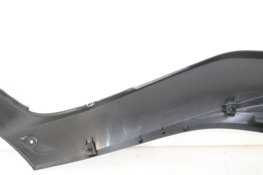 photo de CARENA SOTTO SELLA DESTRA YAMAHA XMAX X-MAX 125 (2021 - 2025)